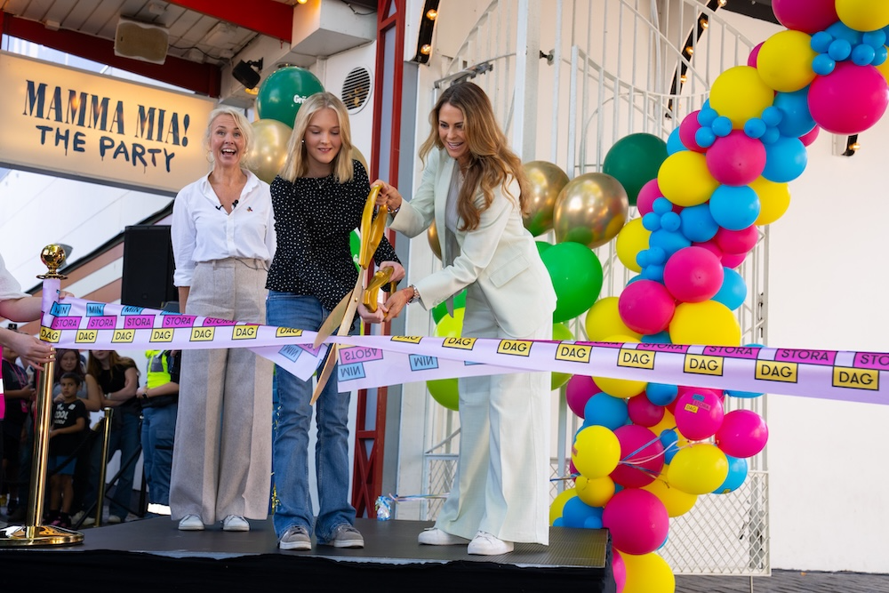 Opening ceremony from Min Stora Tivolidag with Princess Madeleine.